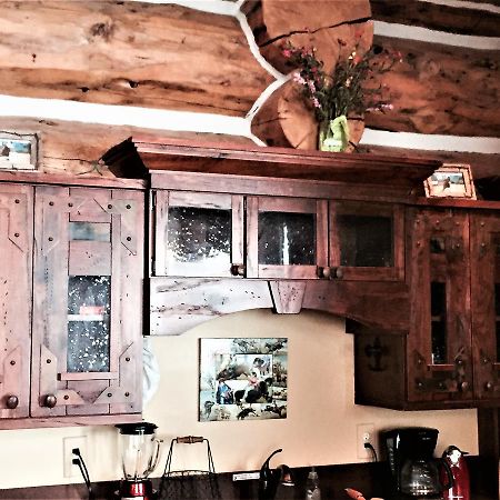 Mcdonald'S Ranch Lodge Гардинър Екстериор снимка