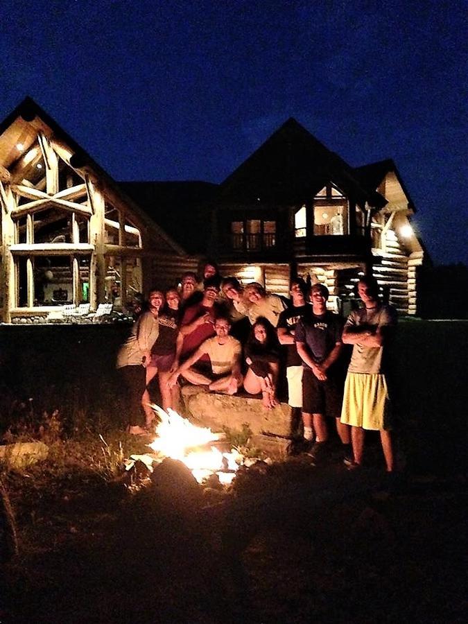 Mcdonald'S Ranch Lodge Гардинър Екстериор снимка