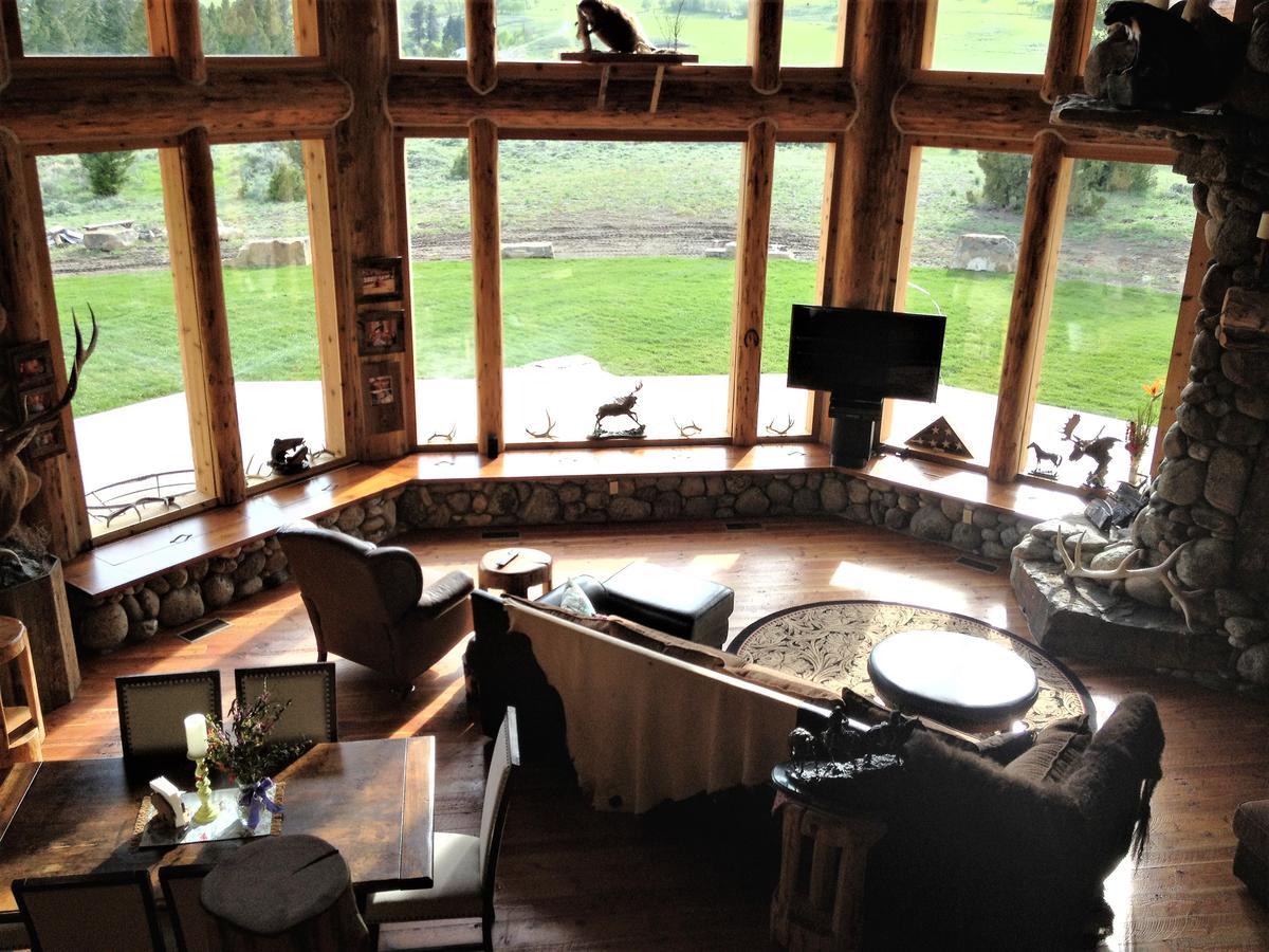 Mcdonald'S Ranch Lodge Гардинър Екстериор снимка