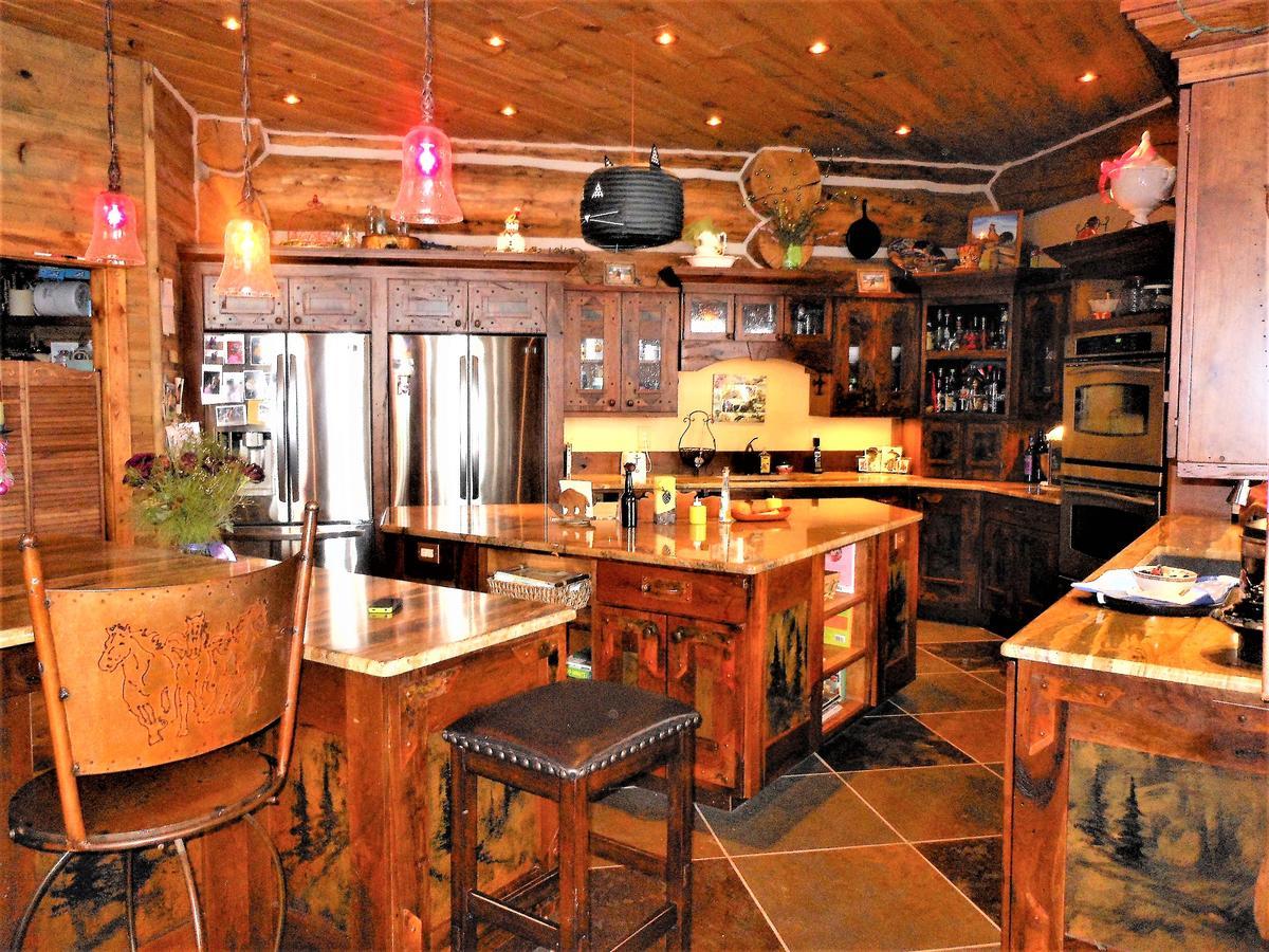 Mcdonald'S Ranch Lodge Гардинър Екстериор снимка