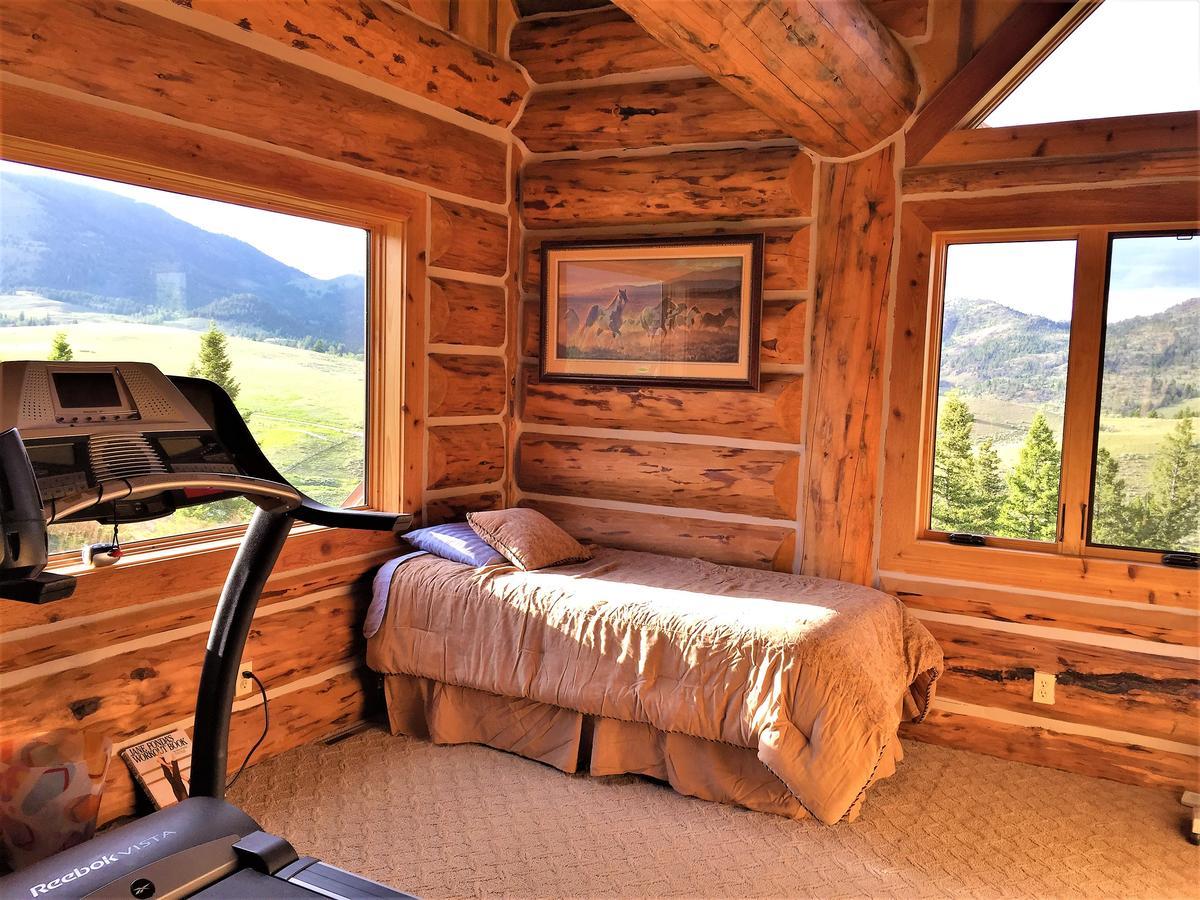 Mcdonald'S Ranch Lodge Гардинър Екстериор снимка