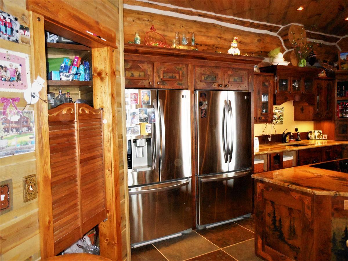 Mcdonald'S Ranch Lodge Гардинър Екстериор снимка